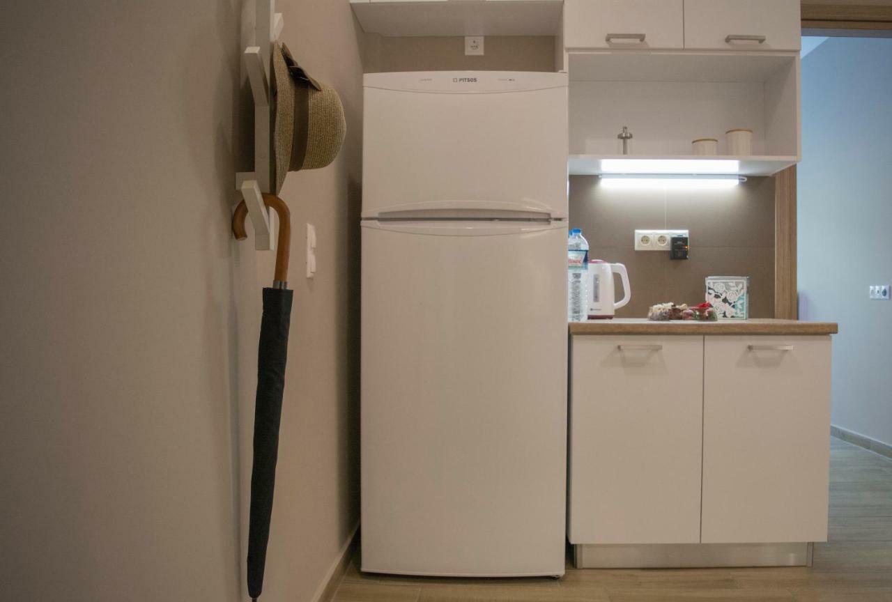 Chic And Minimal Apartment Close To Thissio Metro เอเธนส์ ภายนอก รูปภาพ