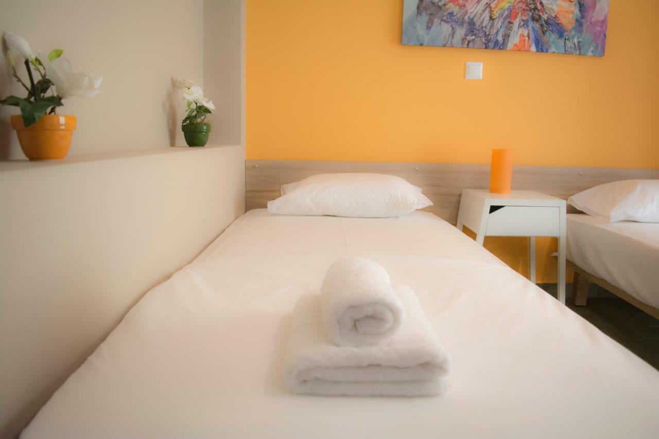 Chic And Minimal Apartment Close To Thissio Metro เอเธนส์ ภายนอก รูปภาพ